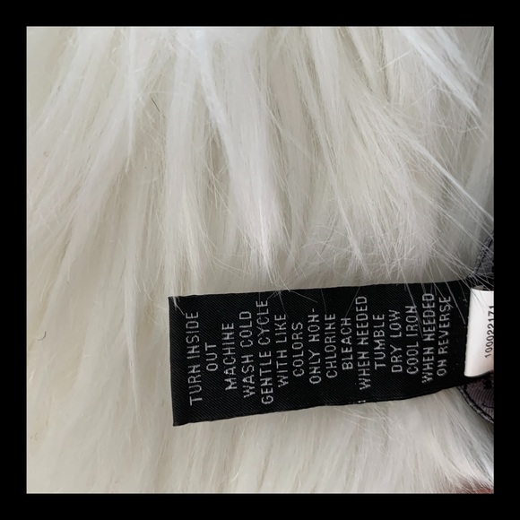 International Concepts - Small Silver top - Picture 6 of 6